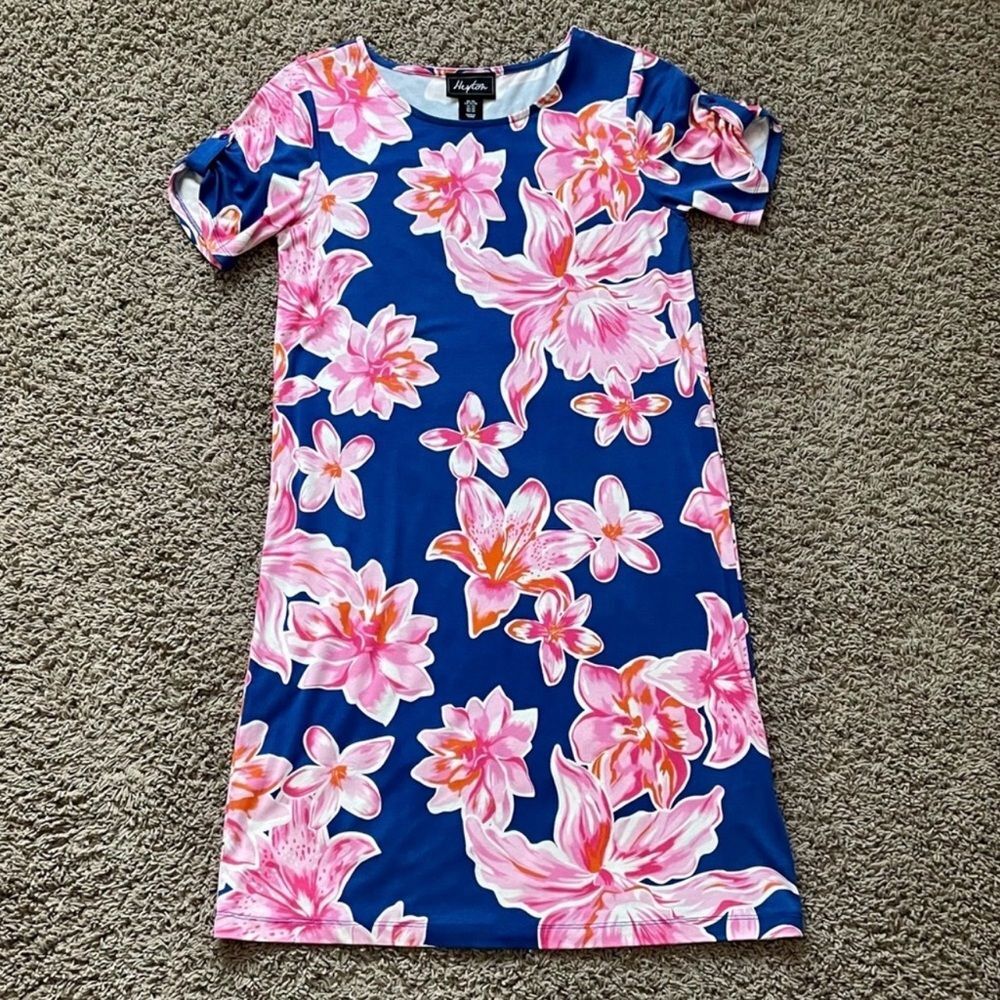 Floral Hawaiian Print T-Shirt Dress